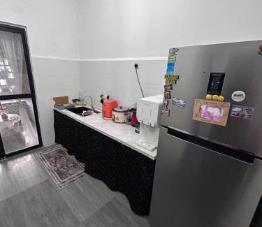 Kota Tinggi District Apartment | Rina's Homestay