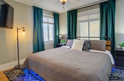 Clayton House | RiNo Bach Pad w Pool Table, Ping Pong, Foosball & Private Backyard- 420ok!