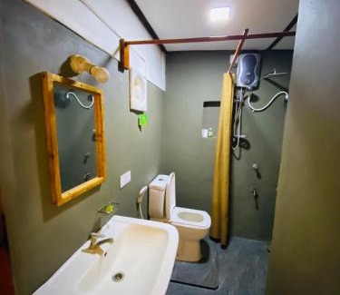 Palugaswewa Hotel | Ritigala Hideaway