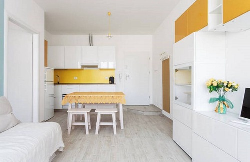 Historic Center Apartment | Riva Reno Apartment