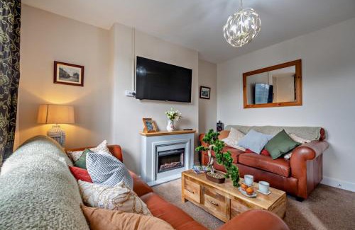 Llanbedr Apartment | River Artro Townhouse