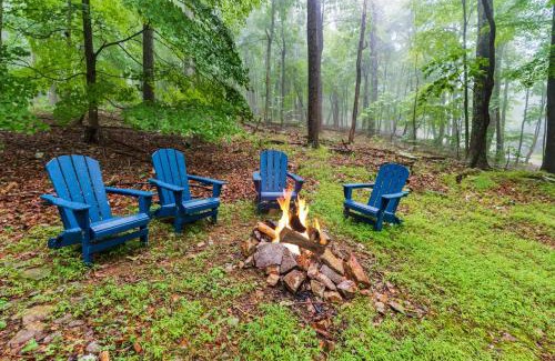 Great Cacapon House | River Cabin w Great Views, Screened Porch & Fire Pit