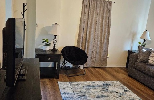 Lawrenceburg House | River City Escape