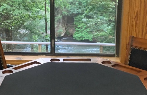 Ellijay House | RIVER FRONT Retreat perfect for families, couples, getaways.
