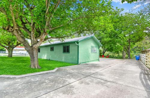 New Braunfels House | River Getaway