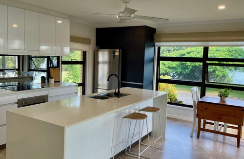 Tweed Heads West House | River Lifestyle in Tweed