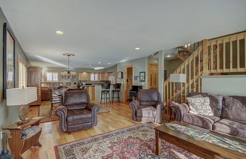 Warrior's Mark House | River Park 100A