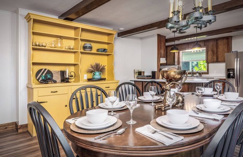 Indian River House | River Pines~Downtown Waterfront w/Wildlife Watching!nFirepit,Snowmobile,Bikingn