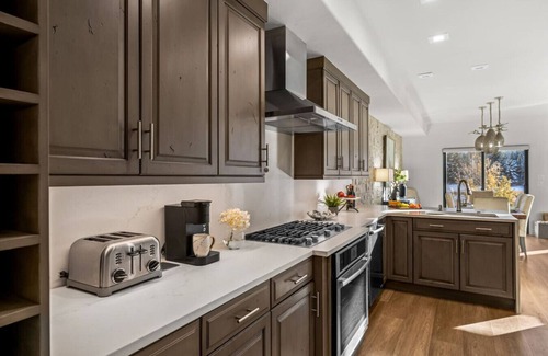 Edwards House | River Ranch Retreat | Luxe Living & Mountain Views