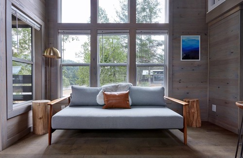 Arden Ski Chalet | River View Cabin with Hot Tub