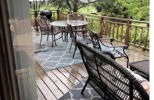 Salado House | River View Escape