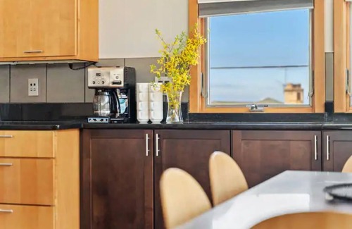 Wheeler House | Rivera House-fun and comfort steps from the beach
