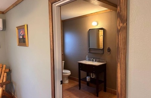 Rio Frio Hotel | Riverbend on the Frio Motel 8