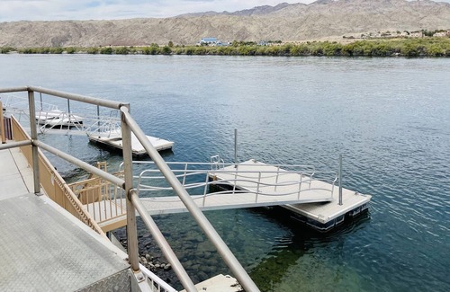 Holiday Shores House | Riverfront 743 3Bd3Ba with Private Dock