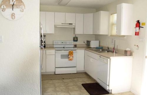 New Braunfels House | Riverfront Cabin Rental near Canyon Lake in New Braunfels, Texas