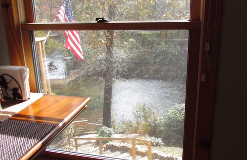 Burnsville Cabin | Riverfront direct access to trout river with tranquil views