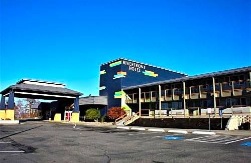 South Richland Hotel | Riverfront Hotel; SureStay Collection by Best Western