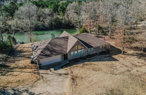 Murfreesboro House | RIVERFRONT HOUSE ON THE LITTLE MISSOURI RIVER! 1 MILE TO LAKE GREESON