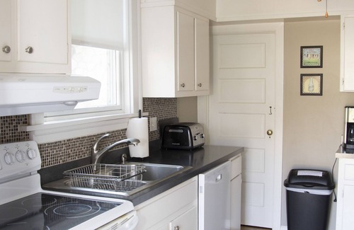 Dauphin House | Riverfront, Mountain View, Private Dock, Kayaks - Hershey, Amish, Gettysburg