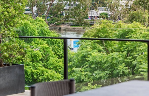 West End Apartment | Riverfront Retreat! ~2Bed/2Bath/1Car/Huge Balcony