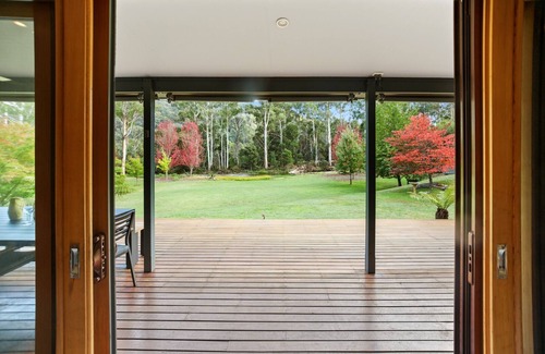 Merrijig House | Riverfront Retreat: Hume House Now Available for Your Perfect Getaway!