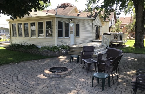Wabasha House | Rivers Edge Escape in Historic Wabasha