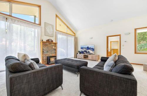 Bright House | Riverside Ave