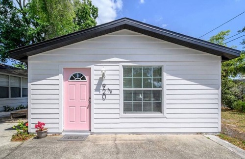 Riverside Heights House | Riverside Heights Guest House