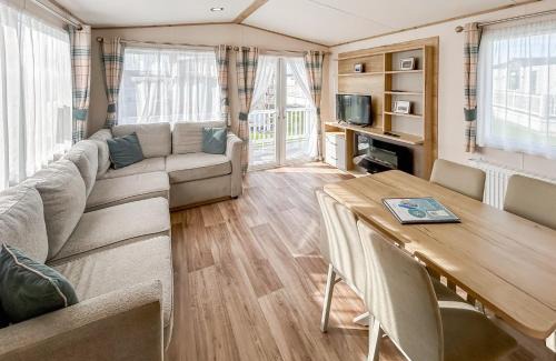 Bleadon Resort | Riverside Holiday Village