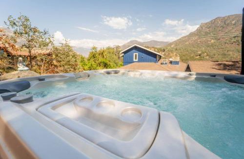 Three Rivers House | Riverside Retreat in Three Rivers - Natures Paradise