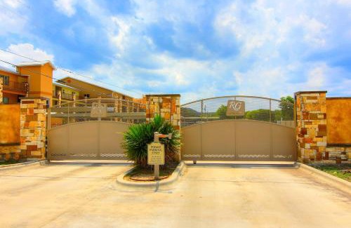 New Braunfels Apartment | Riverview Terrace RG 203