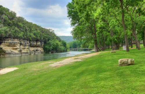 New Braunfels Apartment | Riverview Terrace RG 203