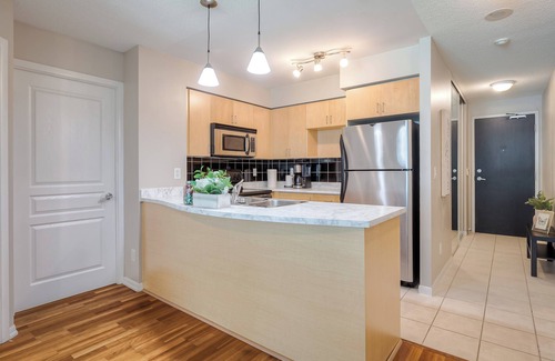 St. Lawrence Apartment | Rivetstays - The Yonge Grand Suites