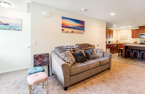 Rockaway Beach House | RJD Beachside Vacation Home B