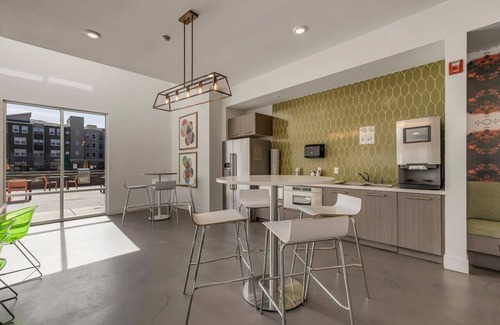 Chico Apartment | Rm&Bathrm + Game Room, Pool, BBQ,&Fire Pit
