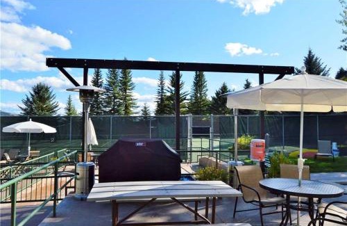 Teton Village Apartment | RMR: La Choumine 4 Condo in Teton Village
