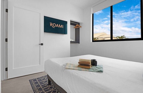East Little Havana Apartment | Roami at Metro Park