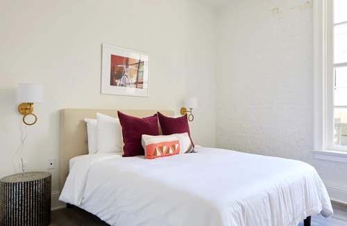 Central Business District Hotel | Roami at St. Charles | 2 Bedroom #13