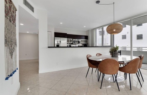 Sunny Isles Beach Apartment | Roami at Sunny Isles | Rooftop Pool | 4 Bedroom