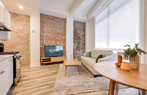 Arts/Warehouse District House | Roami at The Churchill | 3 Bed Combo | 2 Units