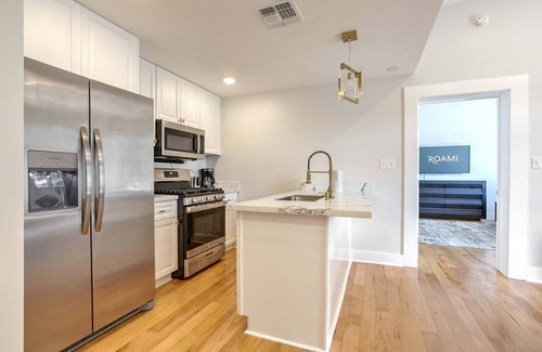 Arts/Warehouse District House | Roami at The Churchill | 4 Bed Combo | 2 Units