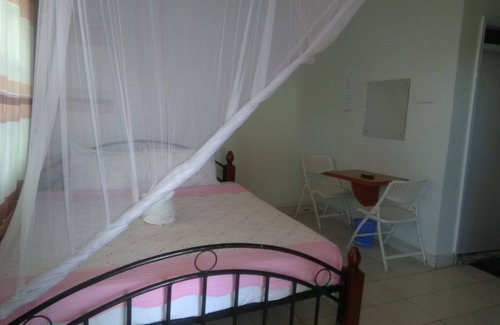Kisumu House | Robert's Village Inn