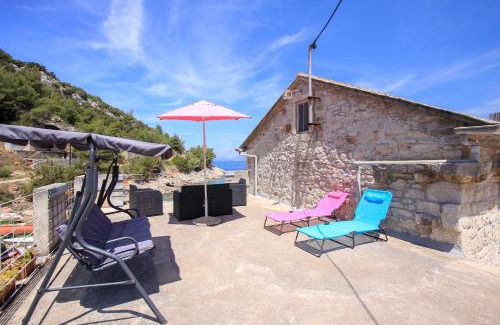 Bogomolje Apartment | Robinson Braco
