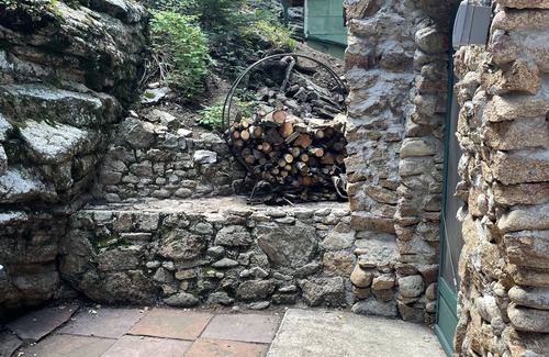 Allenspark Cottage | Rock Creek Cottage -3 miles from Rocky Mountain NP Entrance at Wild Basin