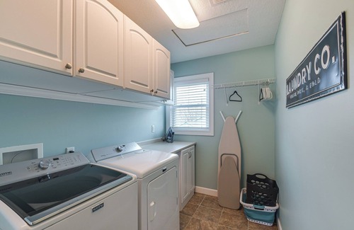 Milan House | Rock Island Home w/Private Yard & Fire Pit Table!