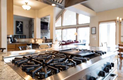 Coeur d'Alene House | Rockford Bay Retreat: Your Private Waterfront Resort