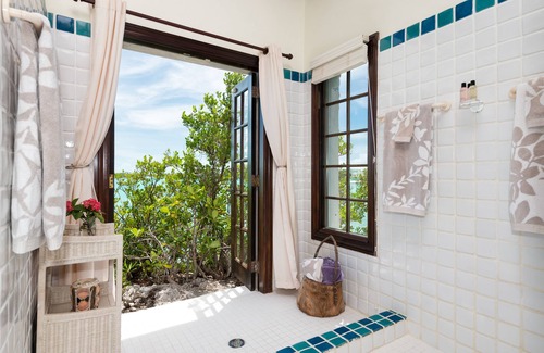 Ocean Point Villa | Rockspray: One of a kind two bed, two bath villa!