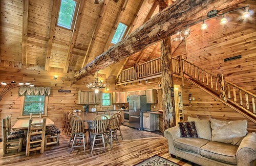 Laurelville Cabin | Rocky View Lodge - Private Lodge in Hocking Hills