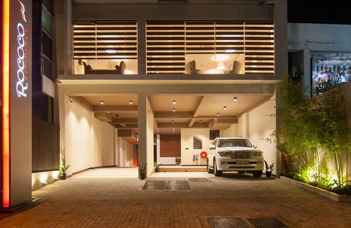 Kollupitiya Apartment | Rococo Residence