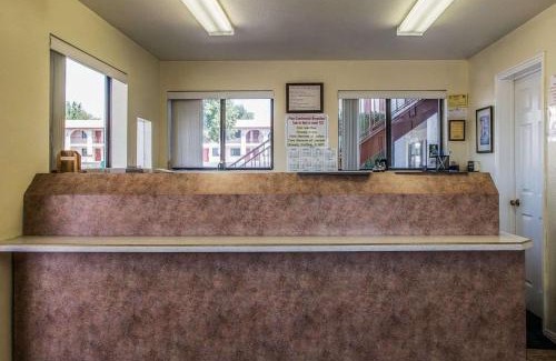 Hurricane Hotel | Rodeway Inn Hurricane - Zion National Park Area